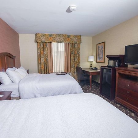 Hotel Hampton By Hilton Brattleboro Exterior foto