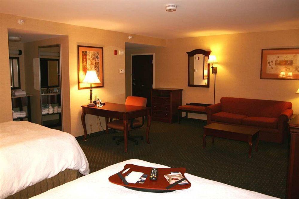 Hotel Hampton By Hilton Brattleboro Habitación foto