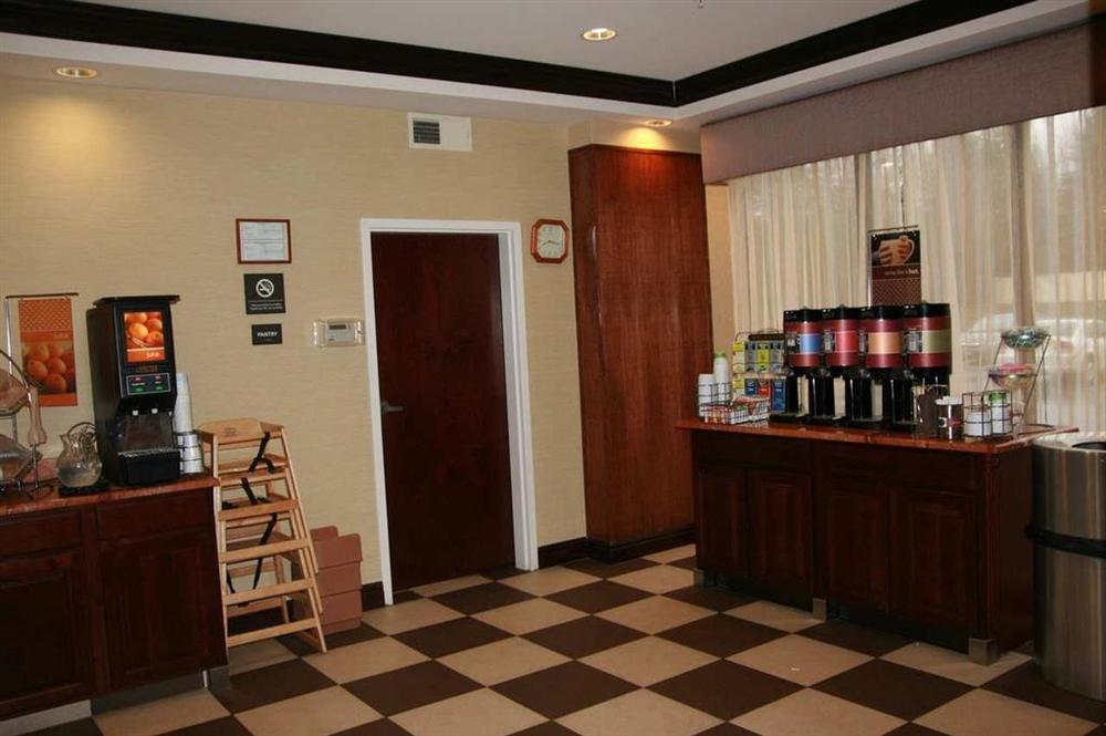 Hotel Hampton By Hilton Brattleboro Restaurante foto